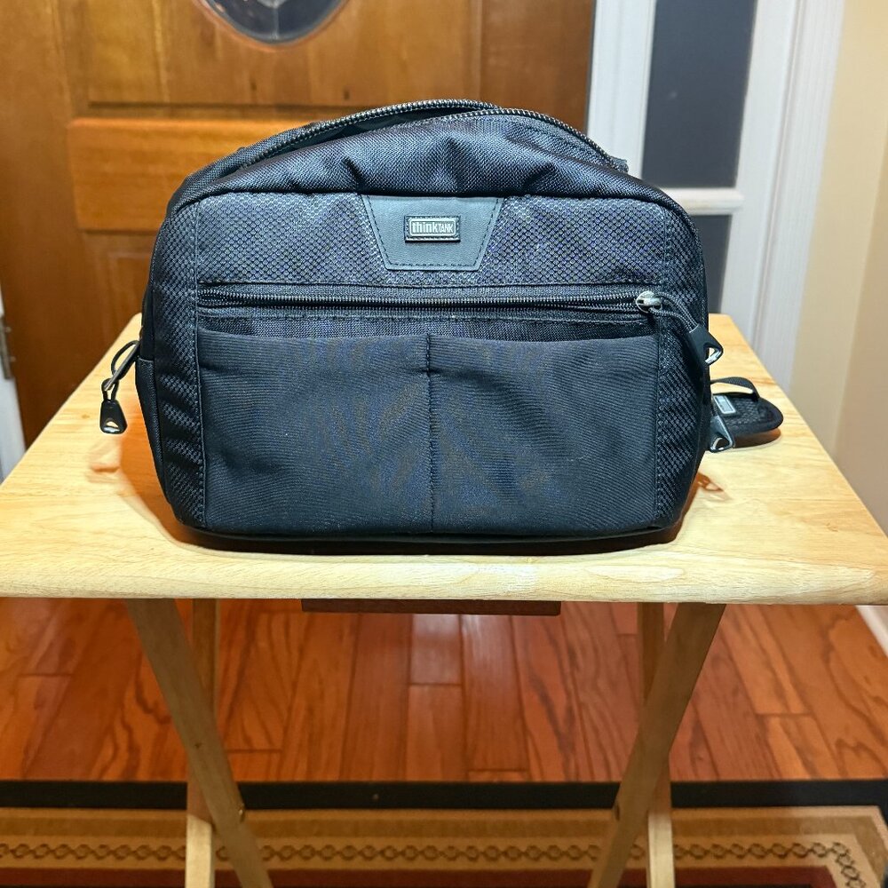 Think Tank Hubba Hubba Hiney V3.0 Photography Belt Pack Case/Shoulder Bag - Used